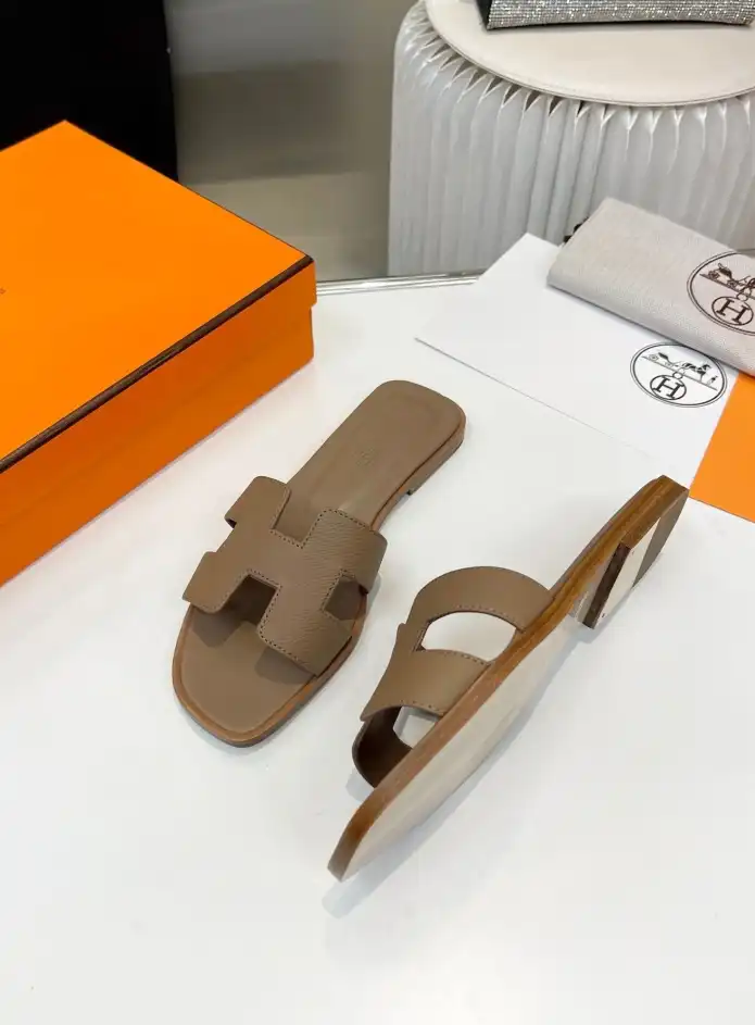 hype Hermes Slippers