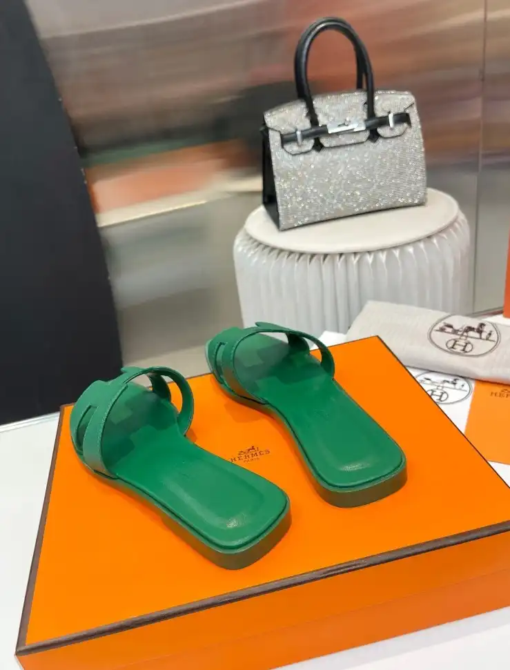 hype Hermes Slippers