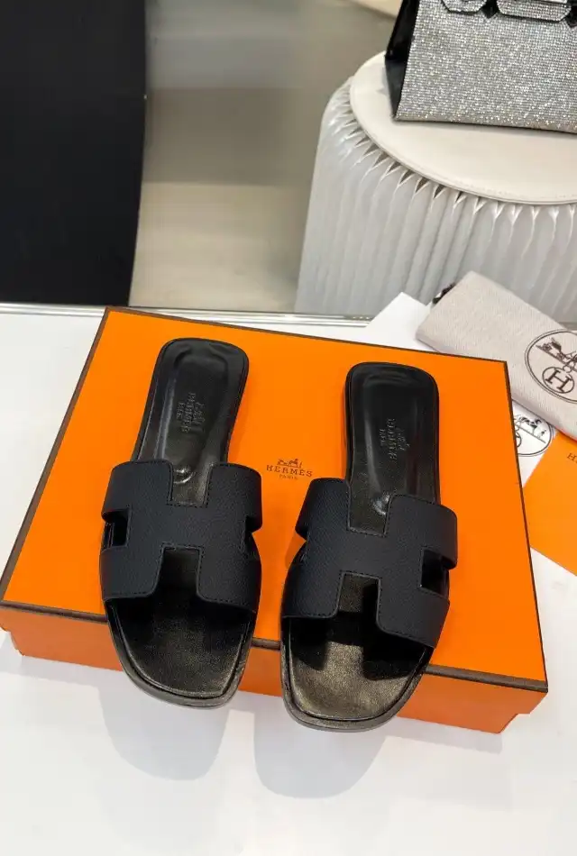 hype Hermes Slippers