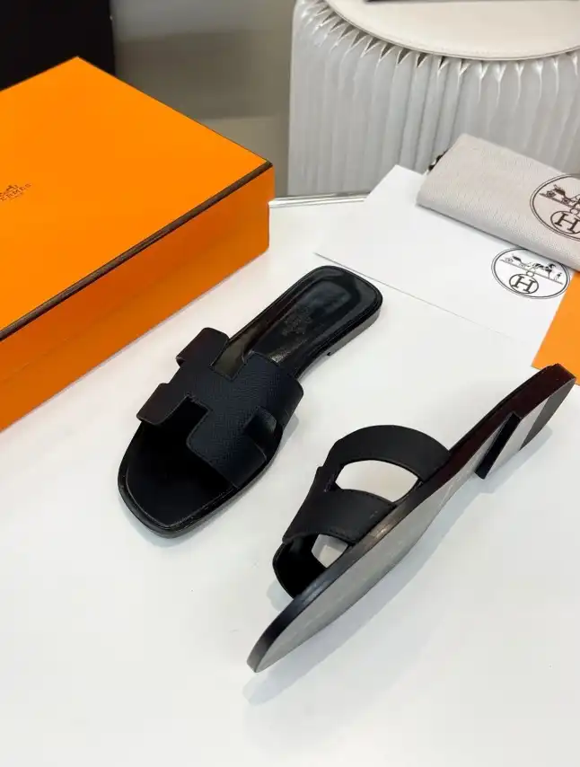 hype Hermes Slippers