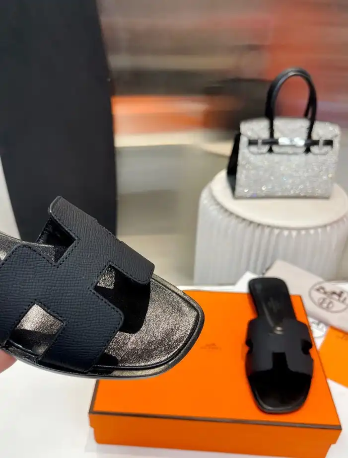 hype Hermes Slippers