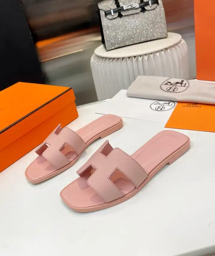 hype Hermes Slippers