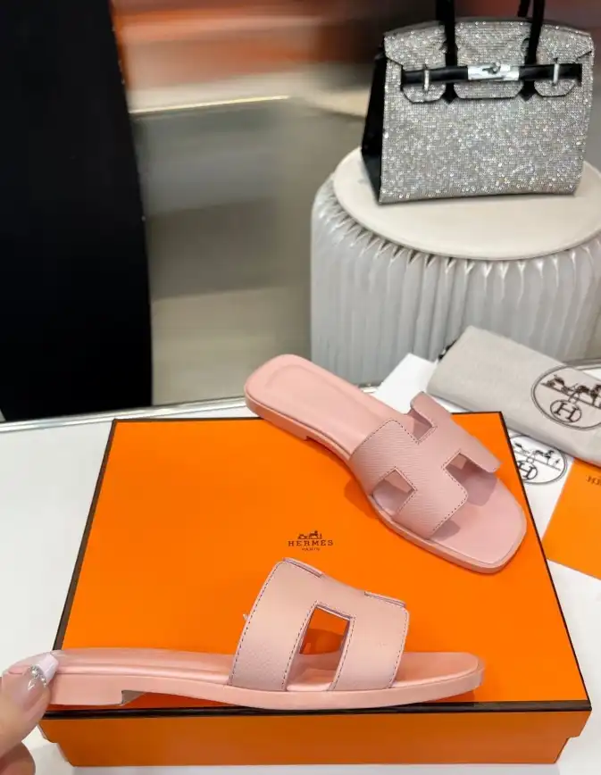 hype Hermes Slippers