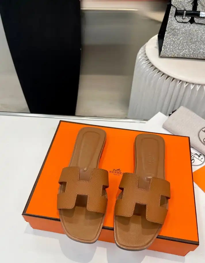 hype Hermes Slippers