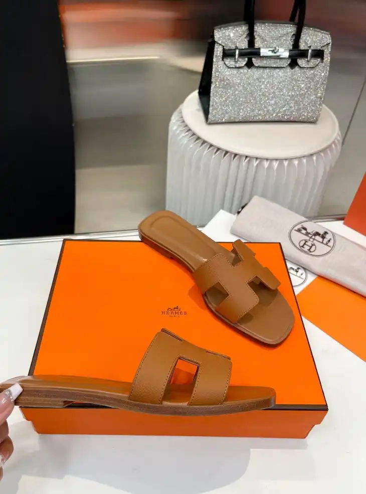 hype Hermes Slippers