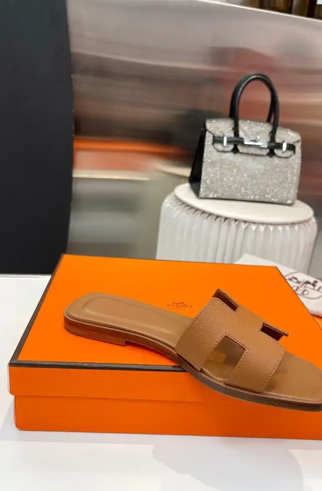 hype Hermes Slippers