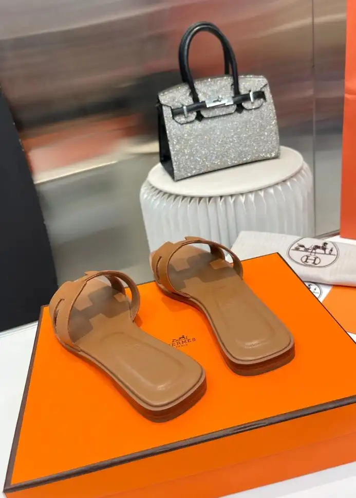 hype Hermes Slippers