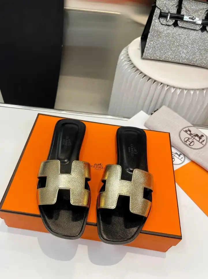 hype Hermes Slippers