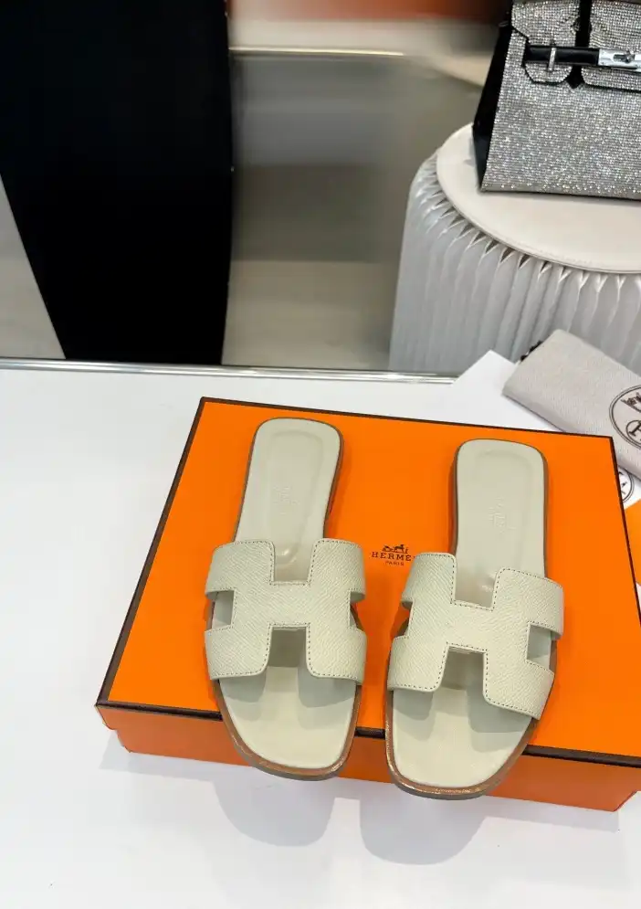 hype Hermes Slippers