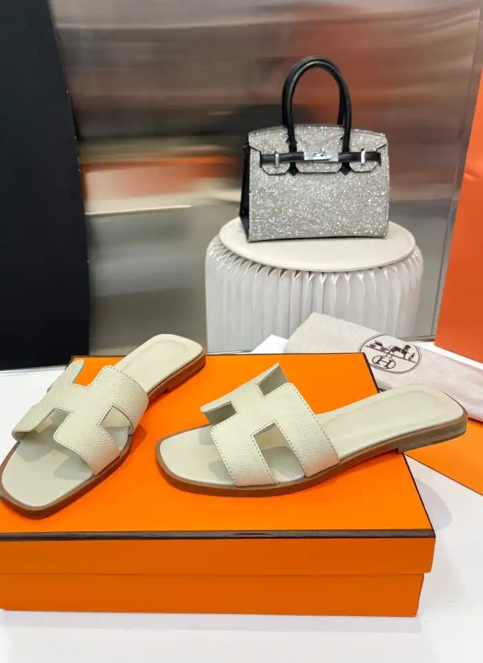 hype Hermes Slippers