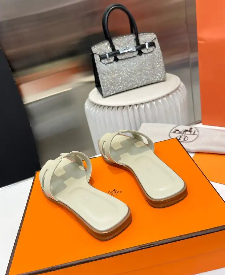 hype Hermes Slippers