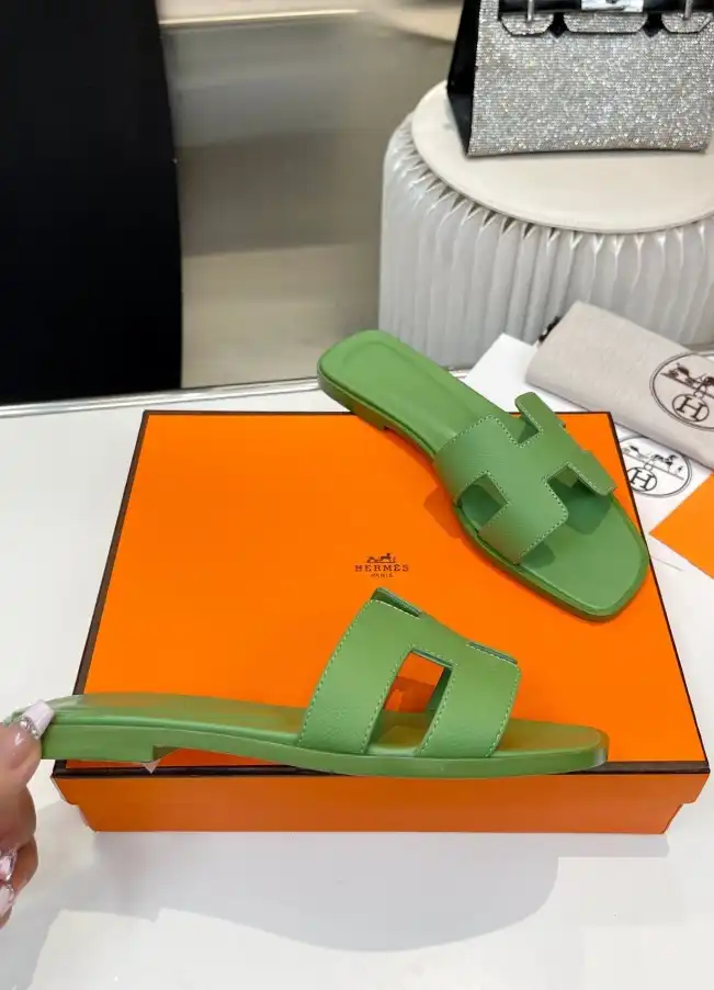 hype Hermes Slippers