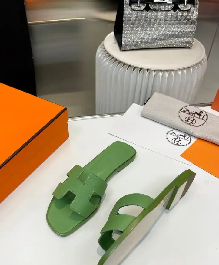 hype Hermes Slippers