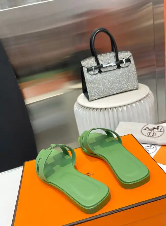 hype Hermes Slippers