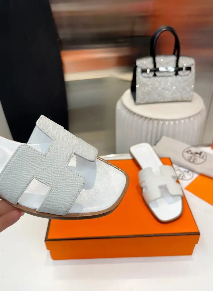 hype Hermes Slippers