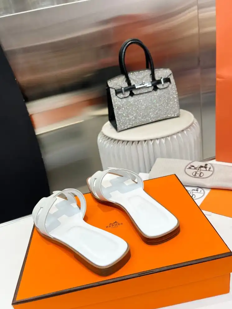 hype Hermes Slippers