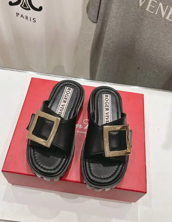 hype Roger Vivier Slippers