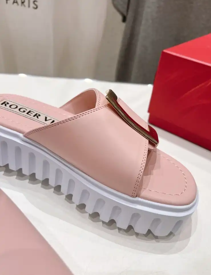 hype Roger Vivier Slippers