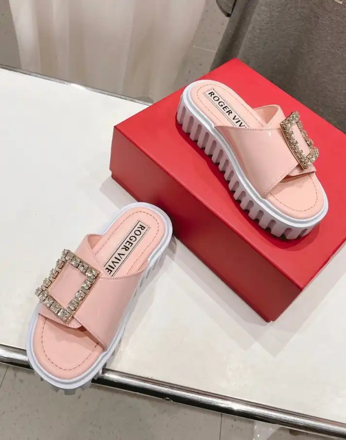 hype Roger Vivier Slippers