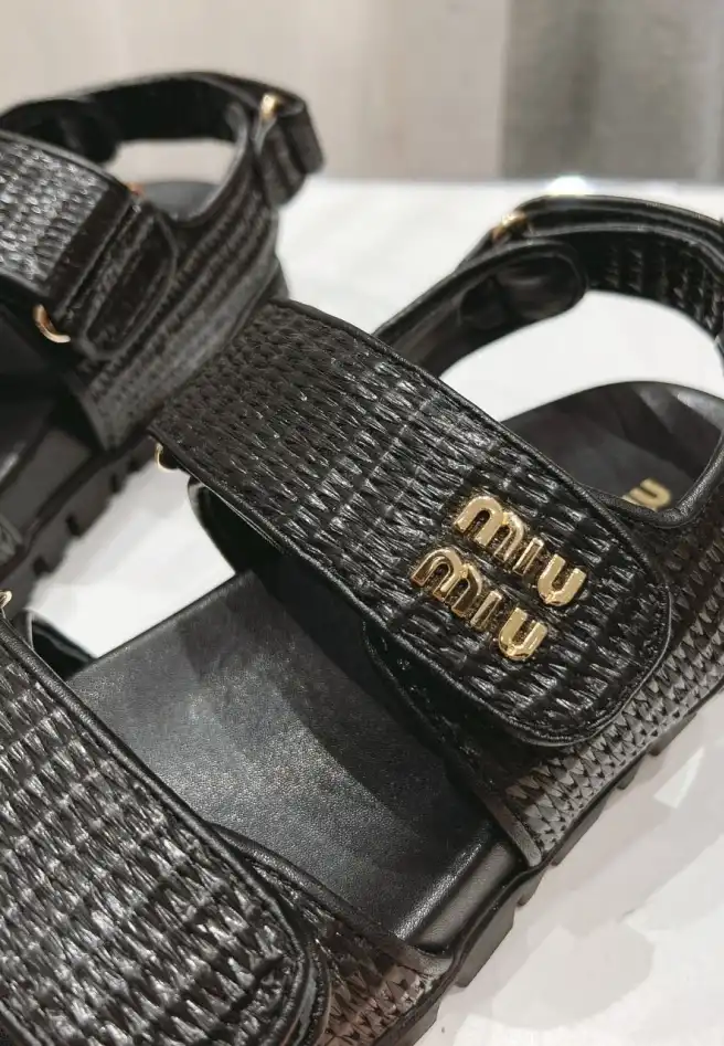 hype Miu Miu Sandals