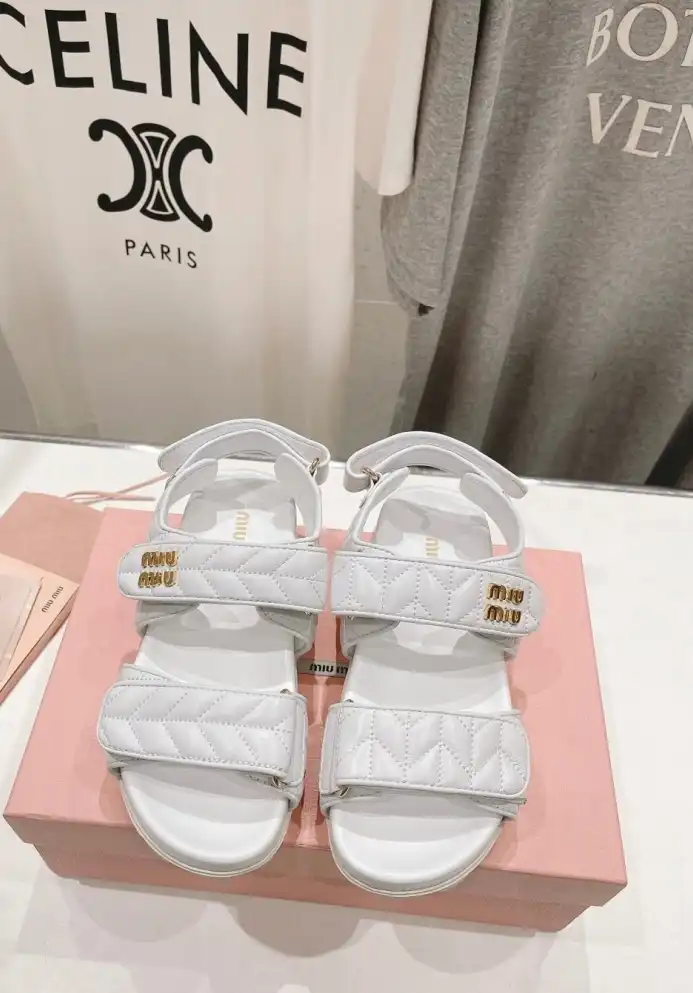 hype Miu Miu Sandals