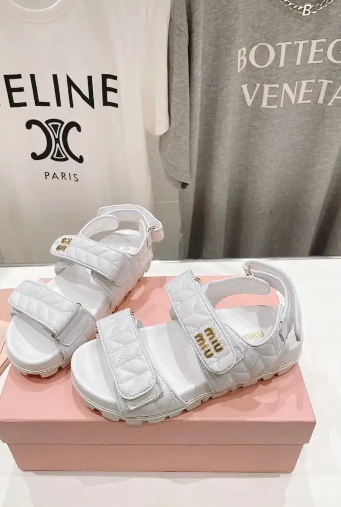 hype Miu Miu Sandals