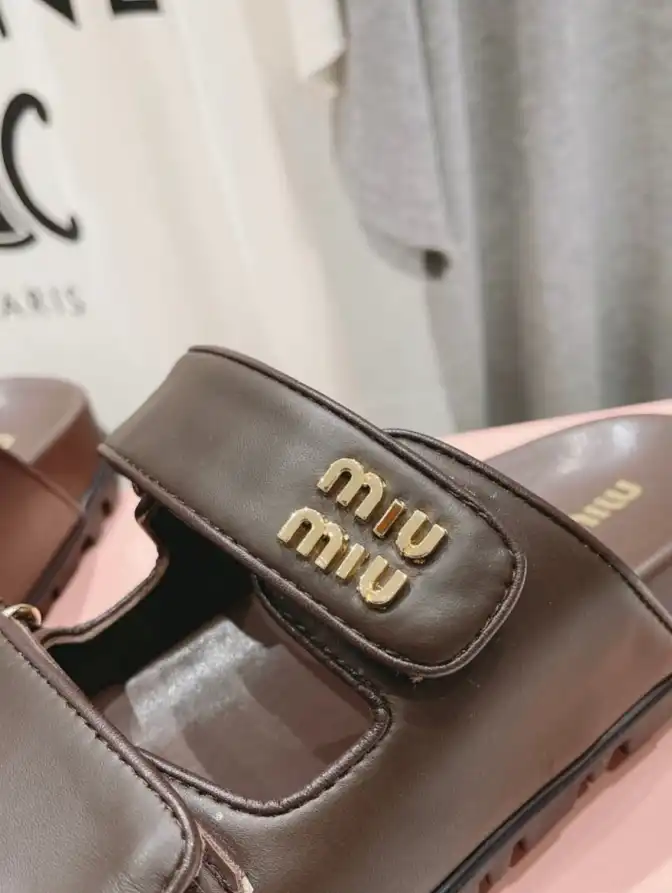 hype Miu Miu Slippers