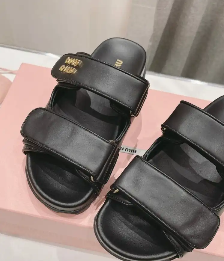 hype Miu Miu Slippers