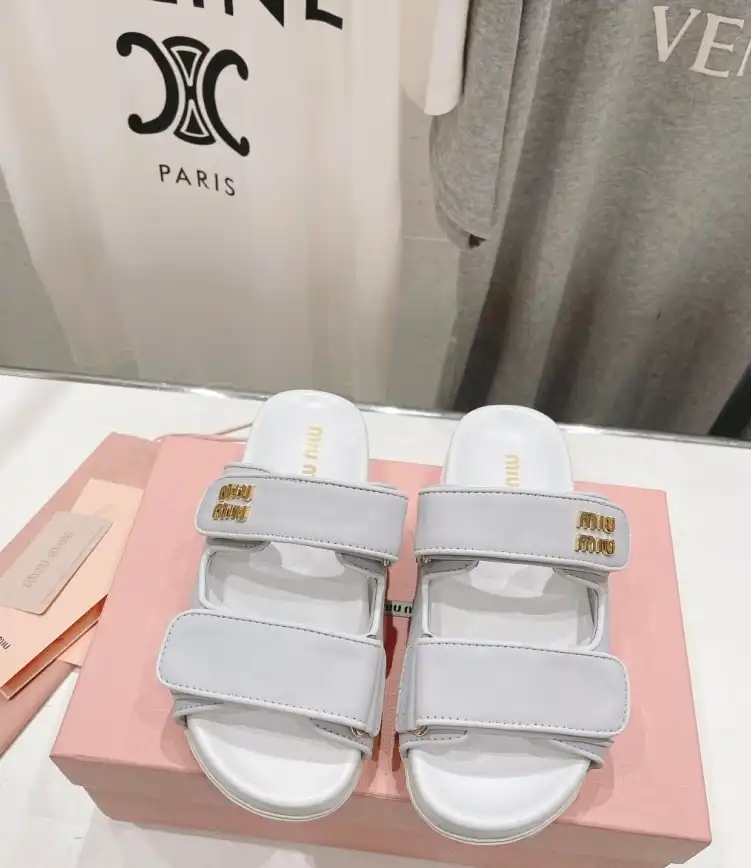 hype Miu Miu Slippers