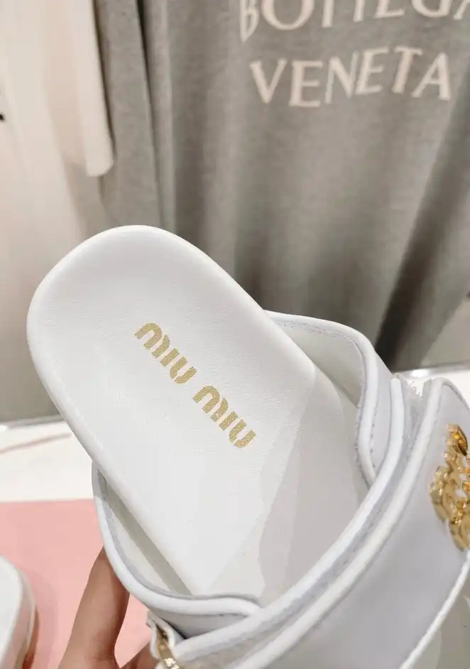 hype Miu Miu Slippers