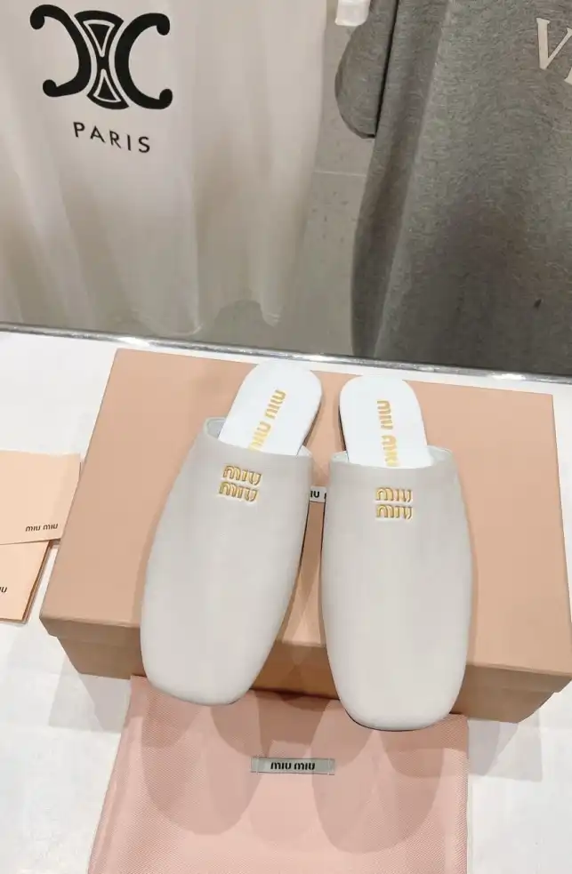 hype Miu Miu Slippers