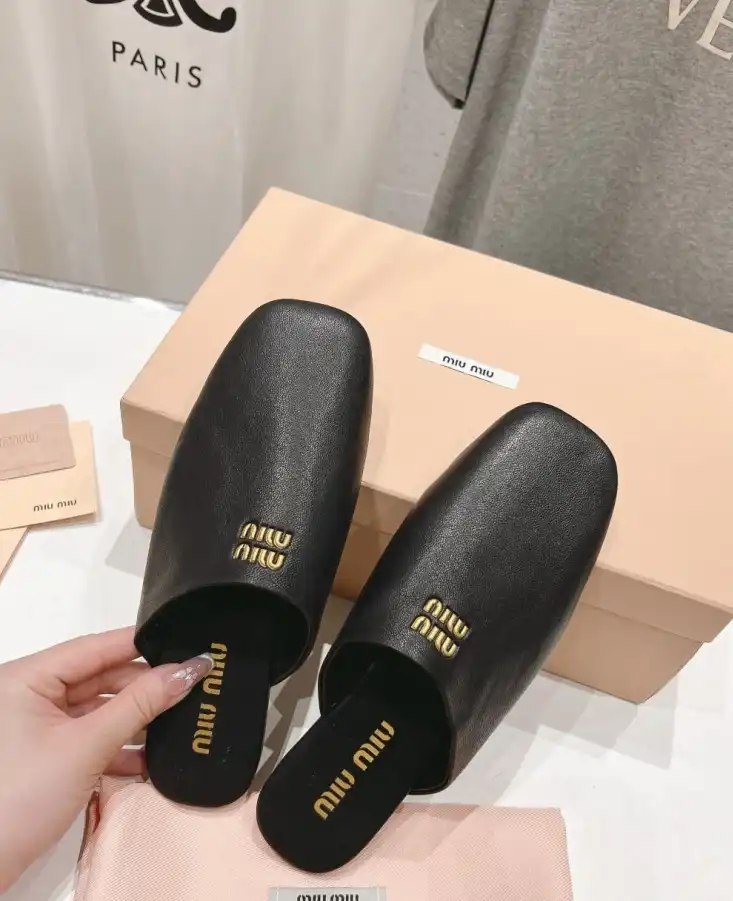 hype Miu Miu Slippers