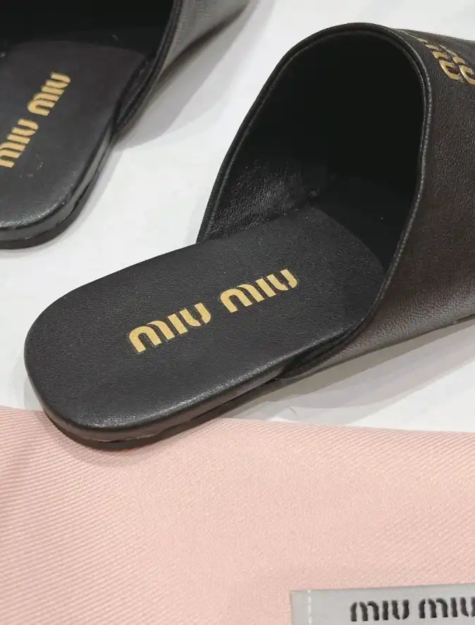 hype Miu Miu Slippers