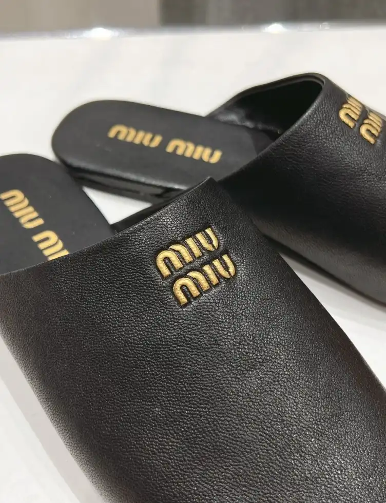 hype Miu Miu Slippers