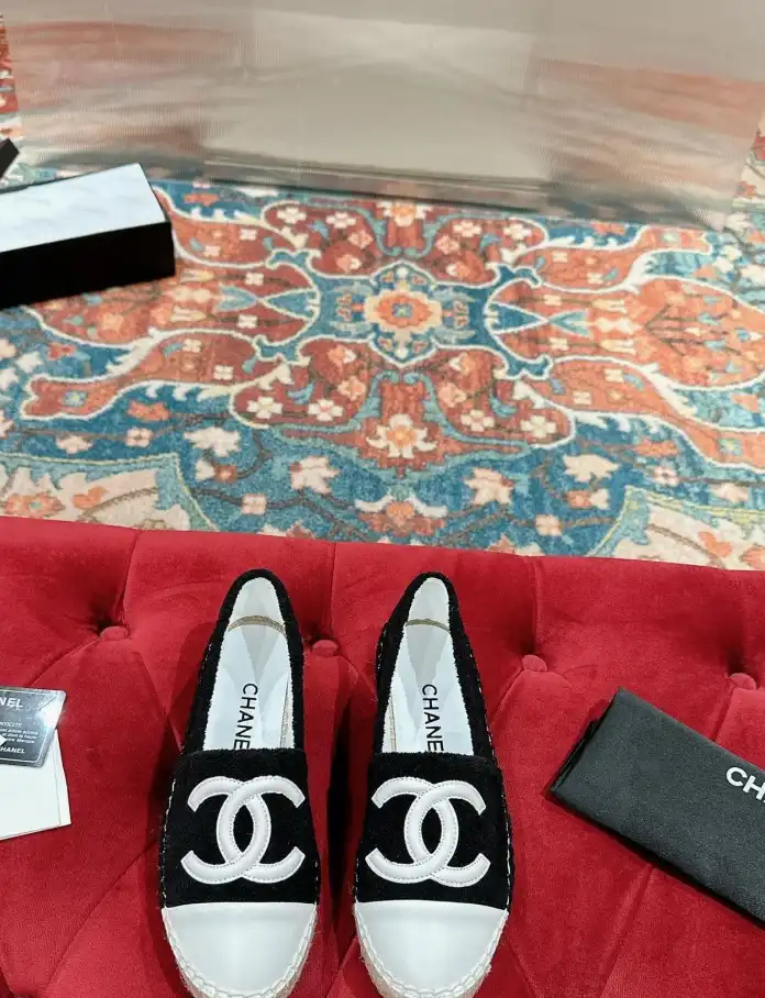 hype Chanel Flat Shoes