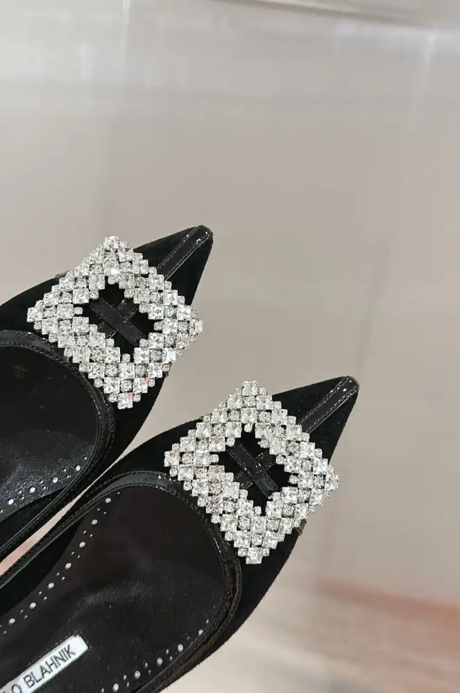 hype Manolo Blahnik High Heels