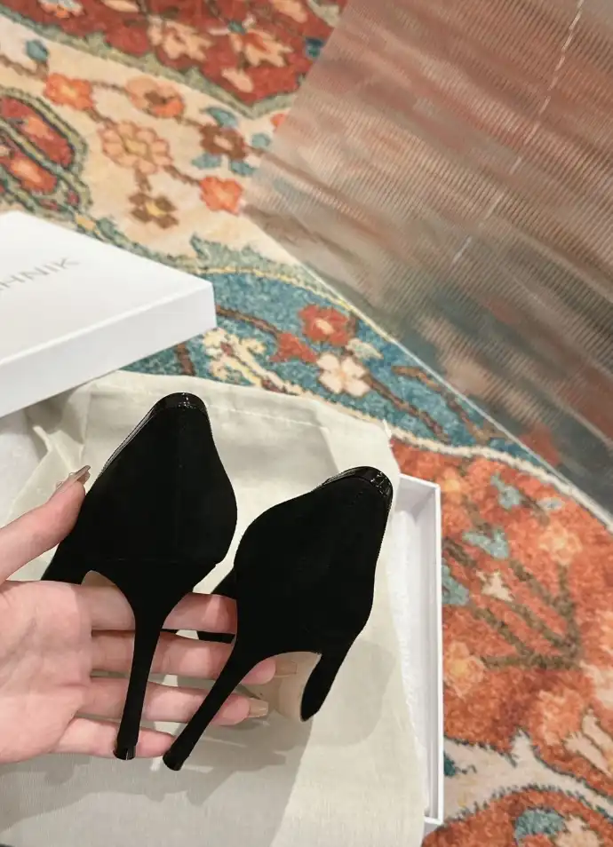 hype Manolo Blahnik High Heels