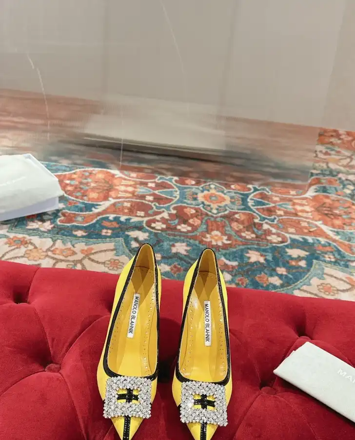 hype Manolo Blahnik High Heels