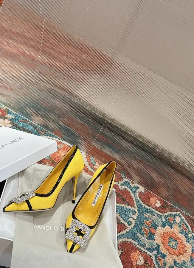 hype Manolo Blahnik High Heels