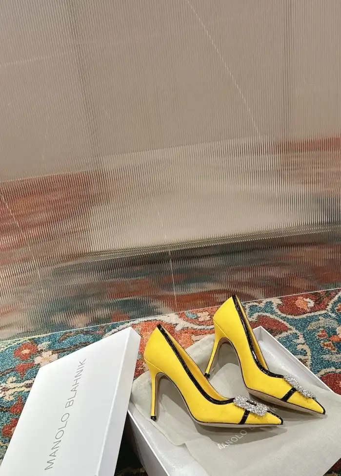 hype Manolo Blahnik High Heels