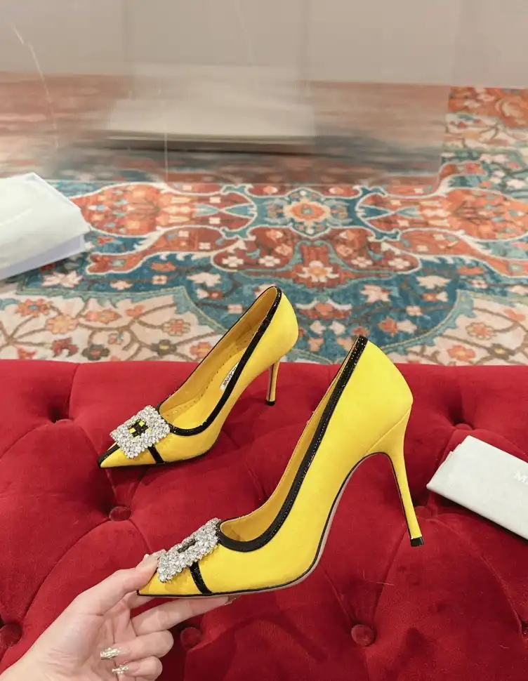 hype Manolo Blahnik High Heels