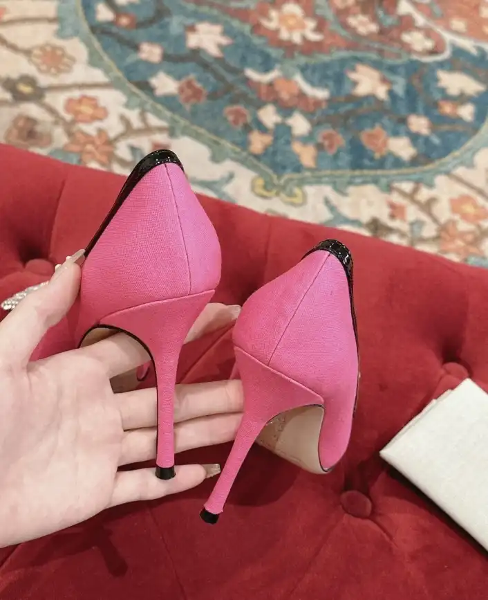 hype Manolo Blahnik High Heels