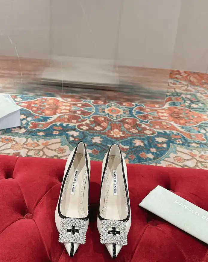 hype Manolo Blahnik High Heels