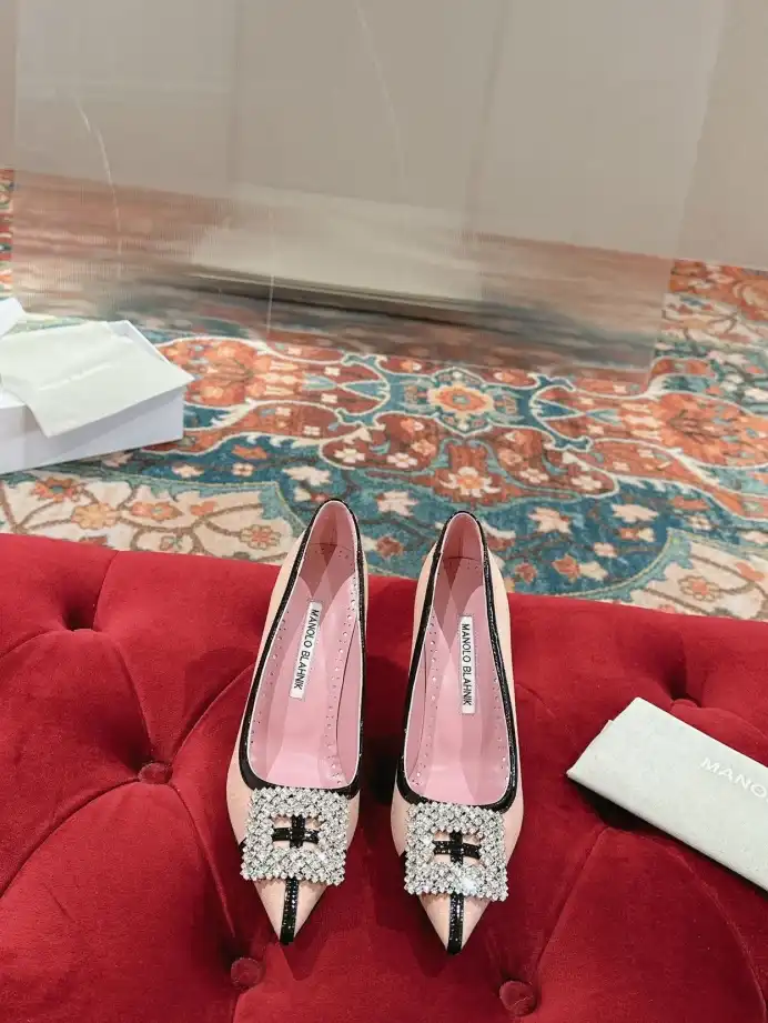 hype Manolo Blahnik High Heels