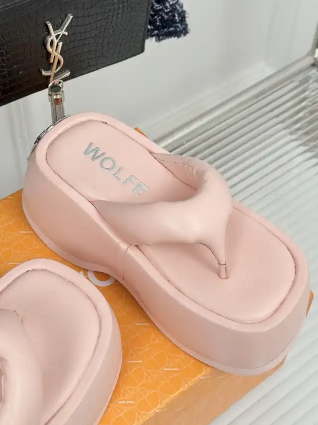 hype Other Slippers