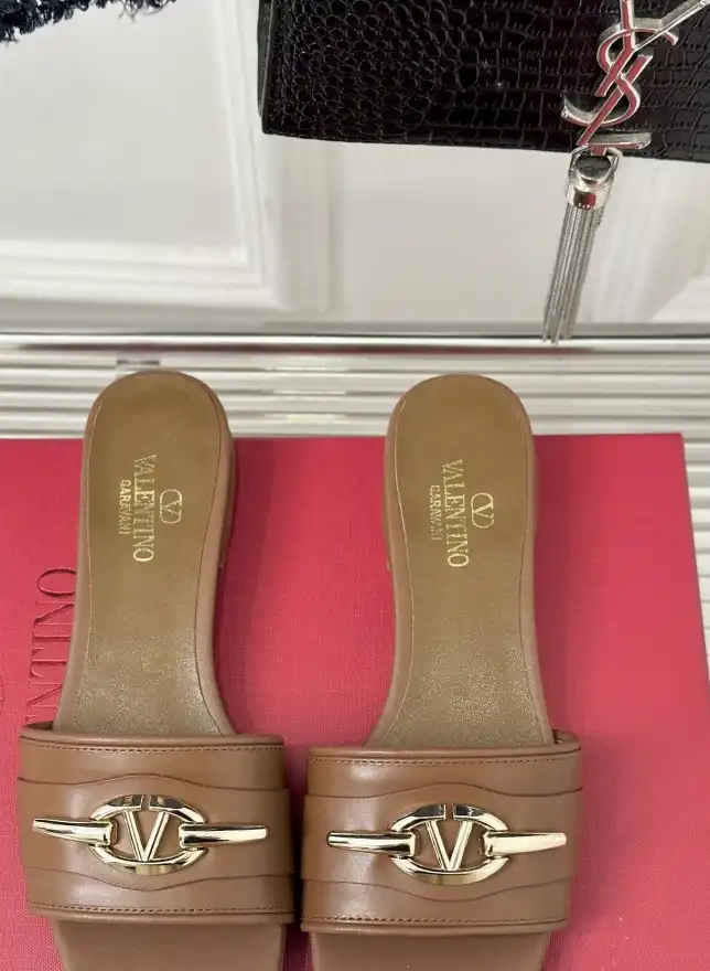 hype Valentino Slippers