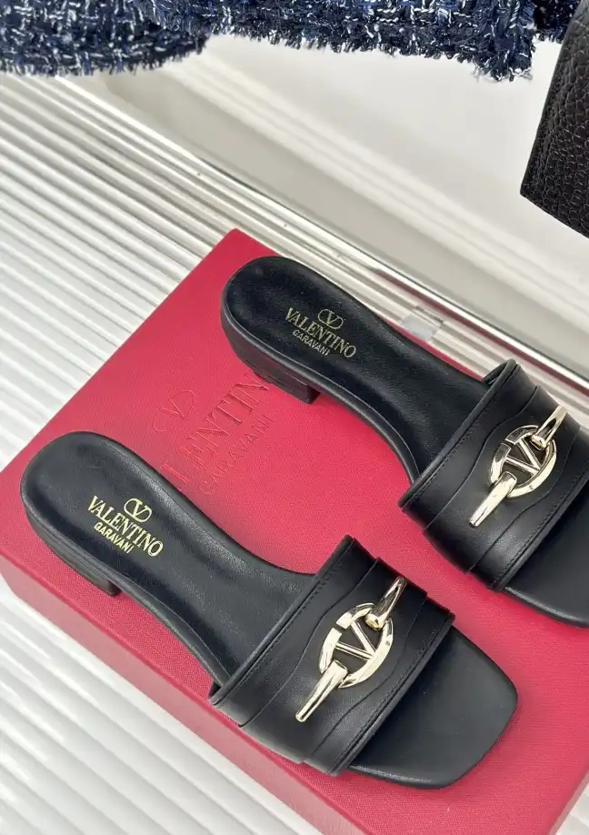 hype Valentino Slippers