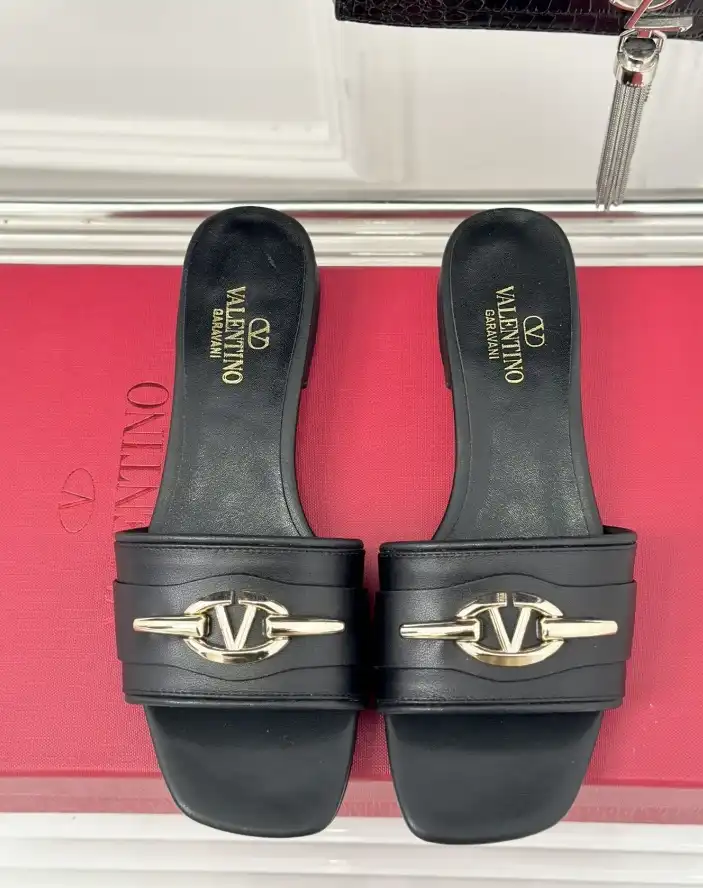 hype Valentino Slippers