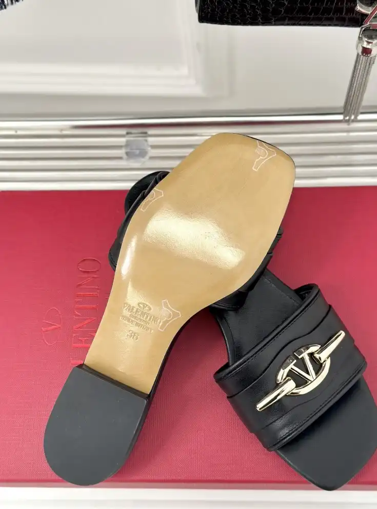 hype Valentino Slippers