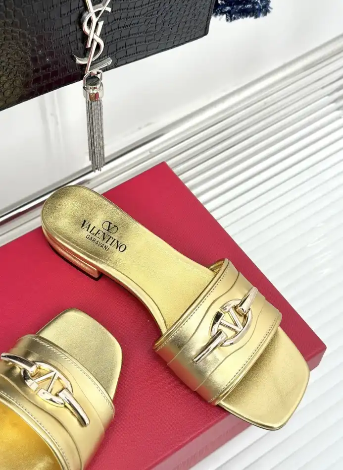 hype Valentino Slippers